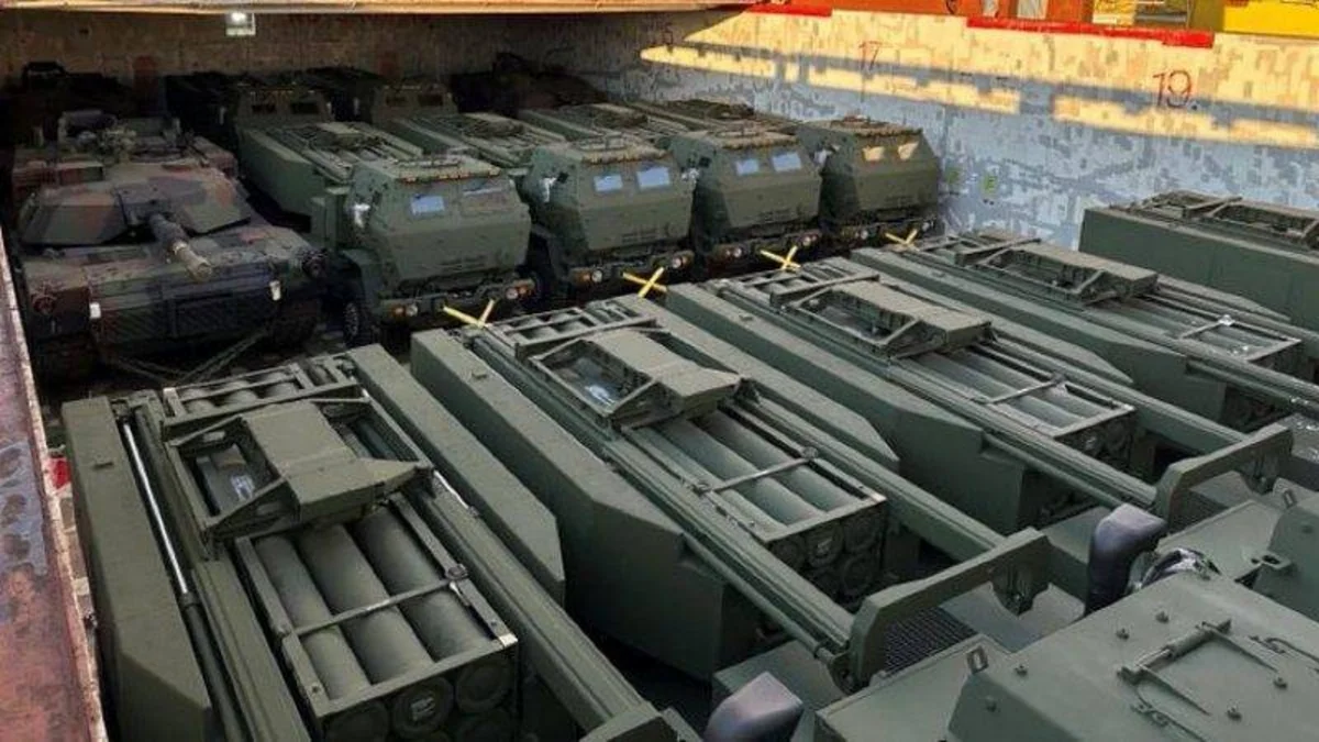US delivers large batch of HIMARS launchers and ABRAMS tanks to Poland 