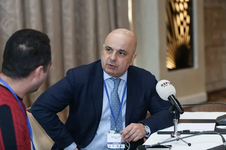 Danimarkada 5,3 milyon avro mükafat alan azərbaycanlı həkim: Pulu elmi işlərə sərf edəcəyəm - MÜSAHİBƏ