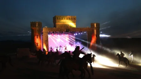 Gəncədə “Tarixin canlı səhifələri” IV Gənclər festivalı keçirilib