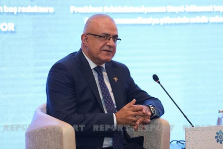 “Dərinləşən media islahatları: Yeni hədəflərə doğru” mövzusunda konfrans keçirilib