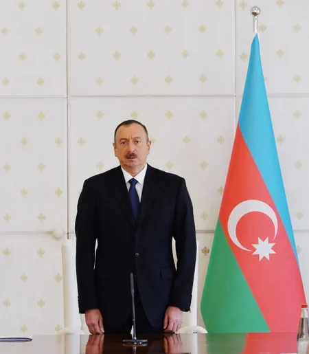 ​Prezident İlham Əliyevin sədrliyi ilə Nazirlər Kabinetinin iclası keçirilib