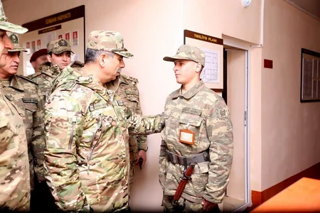 Azerbaijani Defense Minister visits foremost military units - VIDEO