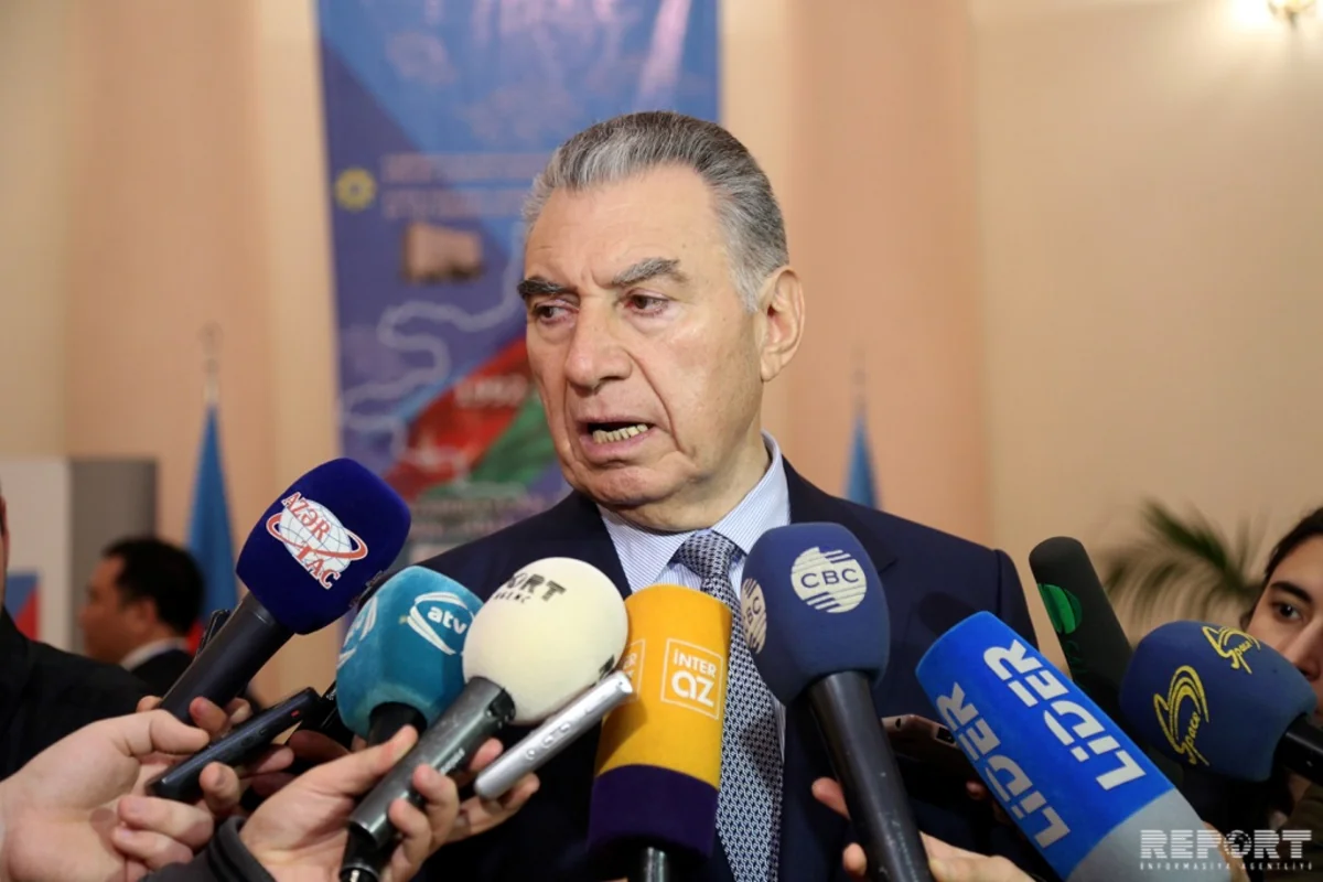 Əli Həsənov məcburi köçkünlərin müavinətlərlə bağlı narazılığına münasib bildirib