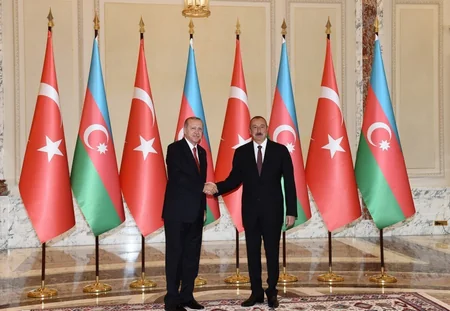 Türkiyə Prezidentinin rəsmi qarşılanma mərasimi olub