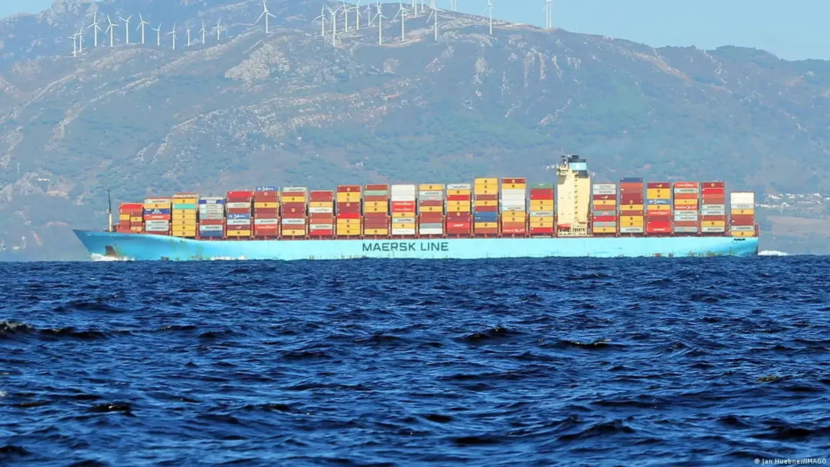 ABŞ MN yüklərini daşıyan “Maersk” gəmiləri Qırmızı dənizdən keçib