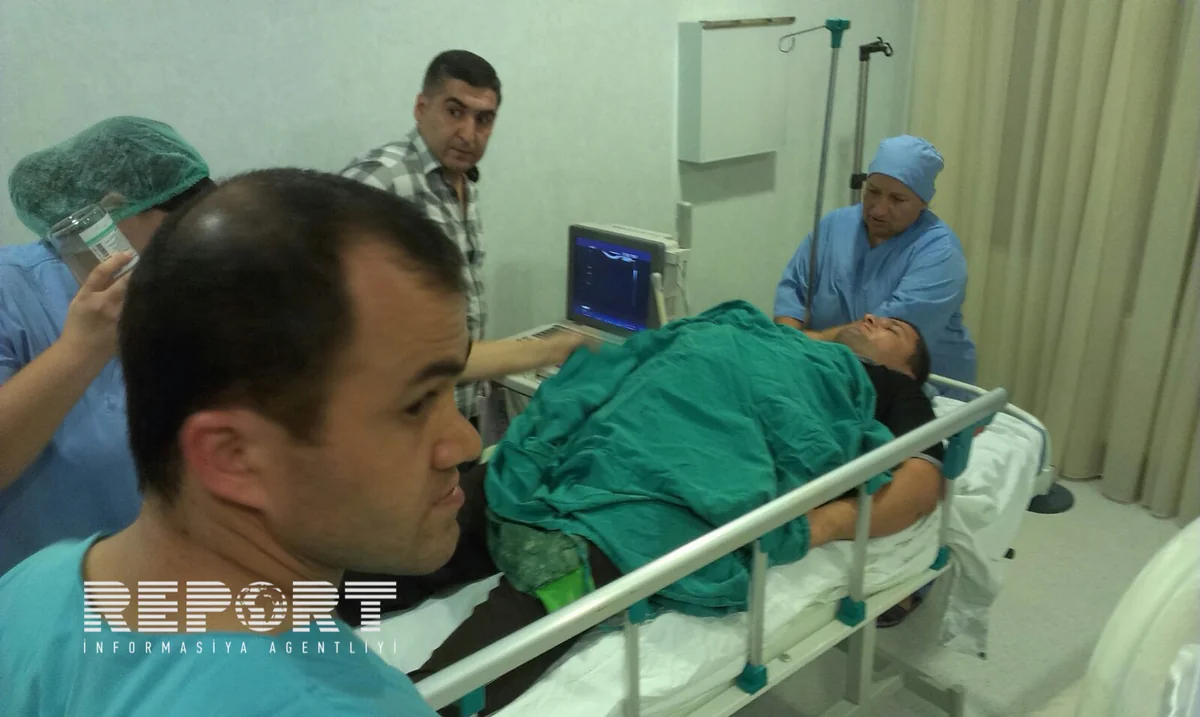 Lənkəranda toyda kütləvi dava nəticəsində 3 nəfər bıçaqlanıb - FOTO