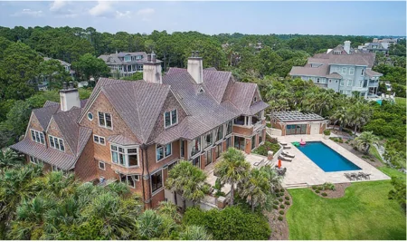 Biden spends his vacation in $ 20M mansion