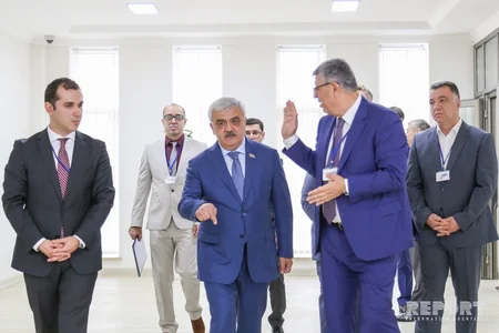 SOCAR President awards BTEC students the certificates for scholarships