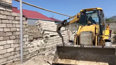 Bakıda magistral su xəttinin yerini özbaşına dəyişməyə cəhd edilib