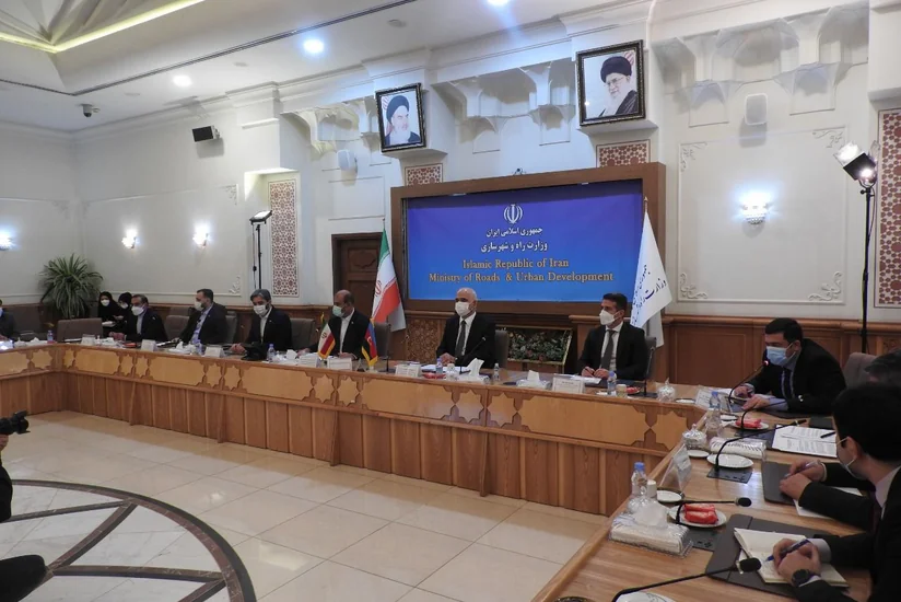 Официальные лица Азербайджана и Ирана рассмотрели промышленные и инвестиционные проекты