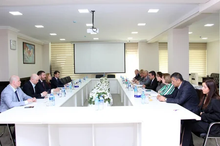 Ukrayna səfiri: Ali Radanın nümayəndə heyətinin Bakıda keçirdiyi bugünkü görüşlər məhsuldar olub