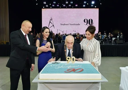 Состоялась церемония по случаю 90-летия выдающегося ученого-нефтяника, геолога, академика Хошбахта Юсифзаде - ОБНОВЛЕНО - ФОТО
