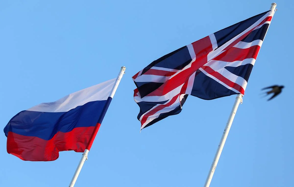 Rusiya və Britaniyanın xarici işlər nazirləri arasında görüş keçirilib