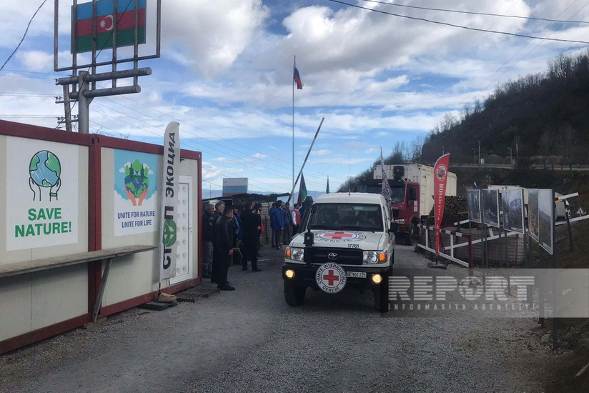 ICRC vehicles move freely from Khankandi to Lachin
