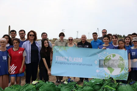 Xəzərin Zirə qəsəbəsi sahilində təmizlik aksiyası keçirilib