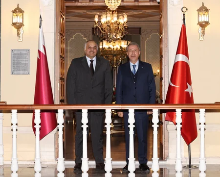 Türkiyə və Qətər hərbi təlimlə bağlı əməkdaşlığın artırılmasını müzakirə edib