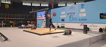 Azərbaycanın daha bir ağırlıqqaldıranı Avropa birinciliyinin qalibi olub