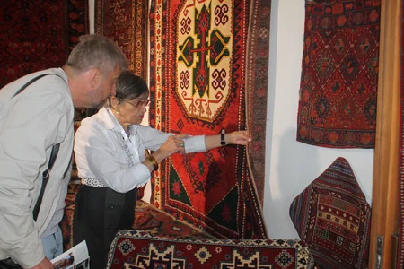 Azərbaycan xalçaları Gürcüstanda keçirilən festivalda nümayiş etdirilib - REPORTAJ
