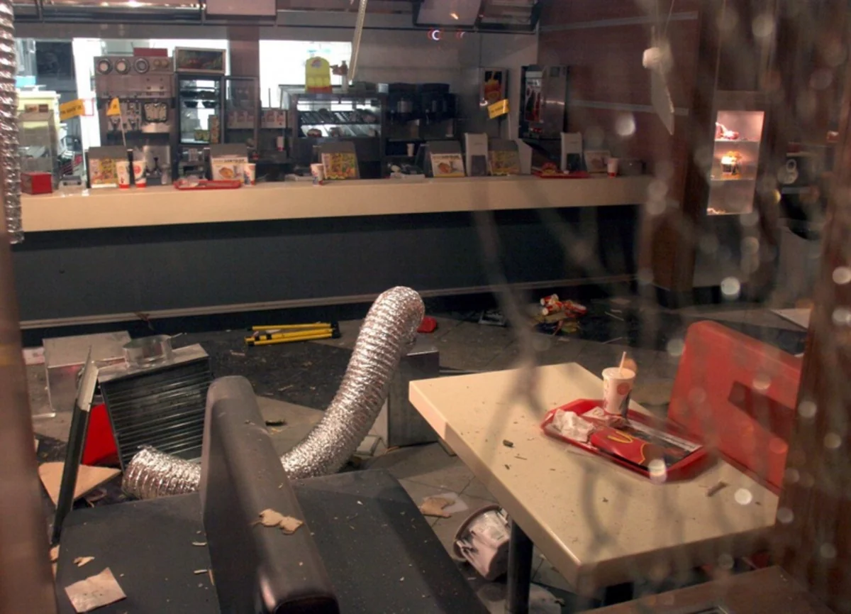 Gas explosion kills over 30 people at restaurant in China