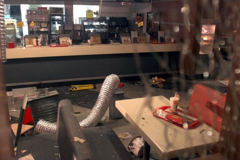 Çində restoranda partlayış olub, 30-dan çox adam ölüb