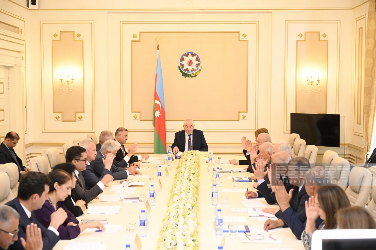MSK-nın iclası keçirilir, növbədənkənar parlament seçkilərinə rəsmən start verilir