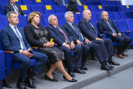 Vahid Ələkbərov Yelo Bankın yeni baş ofisinin açılışında iştirak edib