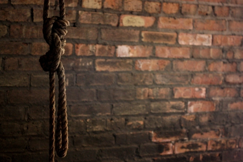 Ağdaşda 16 yaşlı qız müəmmalı şəkildə ölüb - YENİLƏNİB