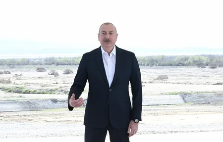 Prezident İlham Əliyev Şirvan suvarma kanalının təməlini qoyub, çıxış edib - YENİLƏNİB