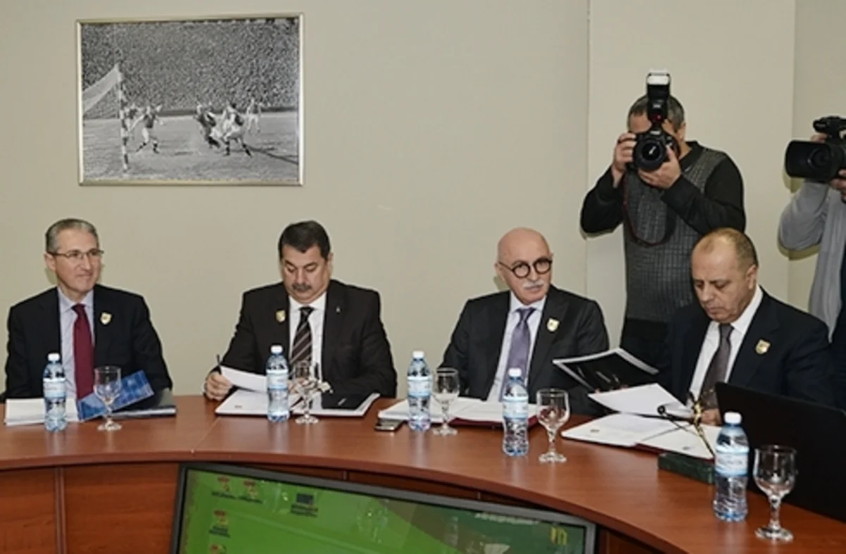 AFFA-nın 25 illik yubileyi ilə əlaqədar döş nişanları buraxılıb