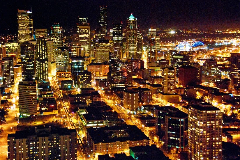 Trampın andiçmə mərasimi öncəsi Vaşinqtonda otel otaqlarının qiyməti 93 faiz artıb