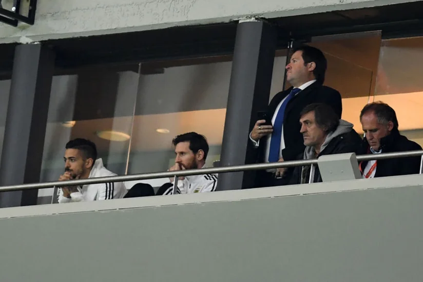 Messi İspaniyanın Argentinaya vurduğu 6-cı qoldan sonra tribunanı tərk edib