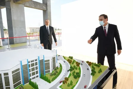 Ильхам Алиев ознакомился со строительством Дворца спорта в Гяндже - ОБНОВЛЕНО