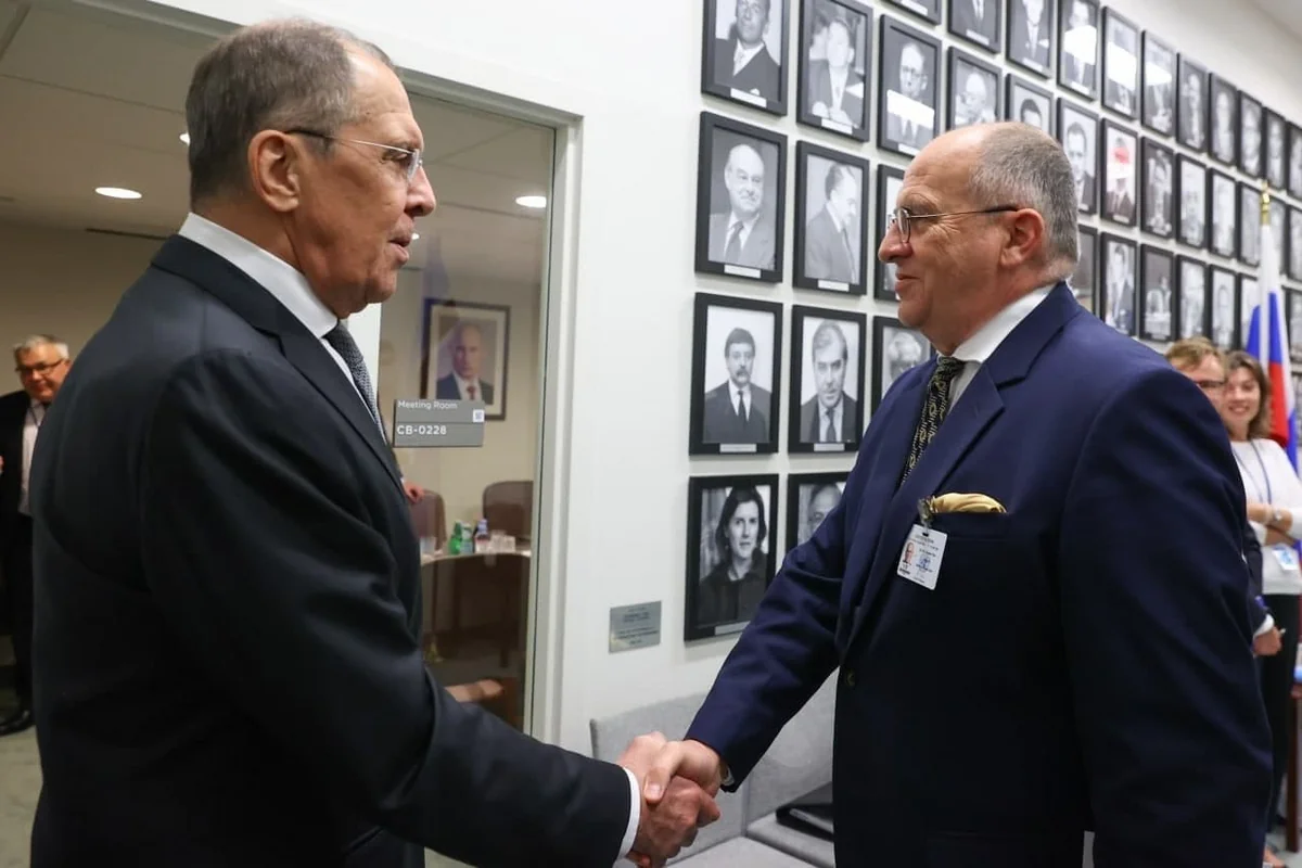 Russia's Lavrov, OSCE chief mull Ukraine crisis in phone call