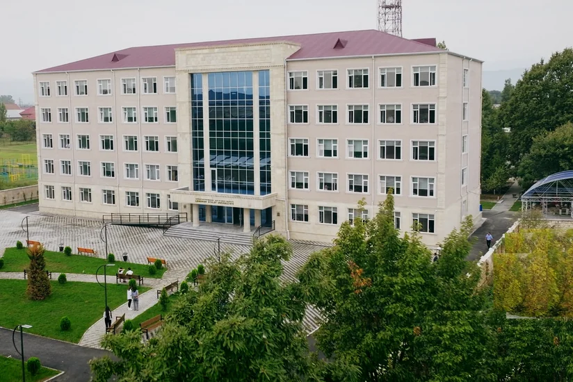 Награждены сотрудники Лянкяранского госуниверситета