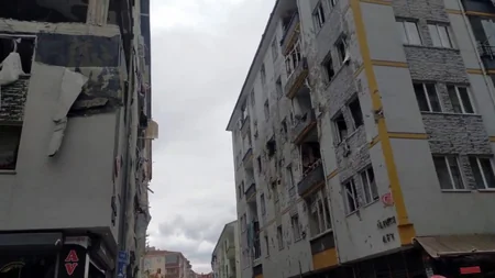 В турецком Чоруме при взрыве в жилом доме один человек погиб, 16 пострадали