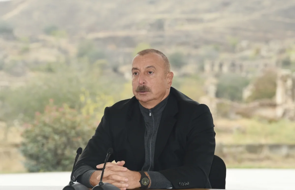 President vows to return IDPs to their native lands in shortest possible time