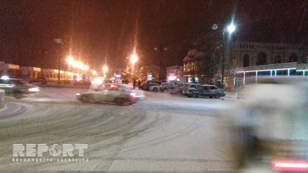 Havanın kəskin pisləşməsi Quba-Xaçmaz yolunda qəzalara səbəb olub - FOTO