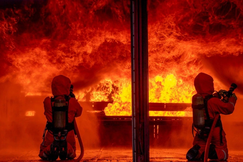 Almaniyada qaçqın sığınacağında yanğın zamanı onlarla insan xəsarət alıb