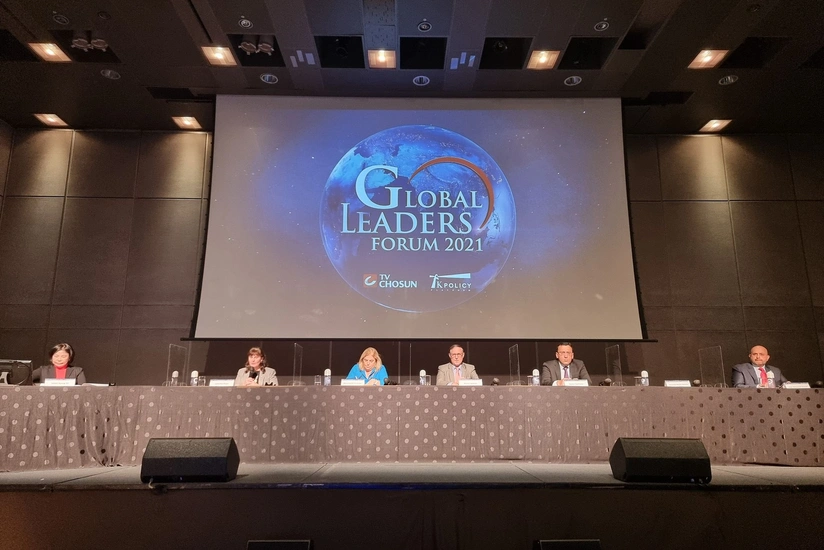 Посол Азербайджана принял участие в спецсессии Форума глобальных лидеров в Сеуле