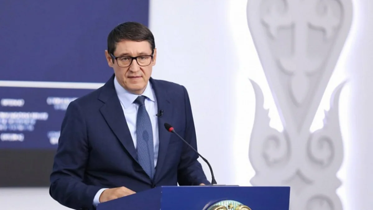 Казахстан в 2024 году не станет резервировать бензин в РФ