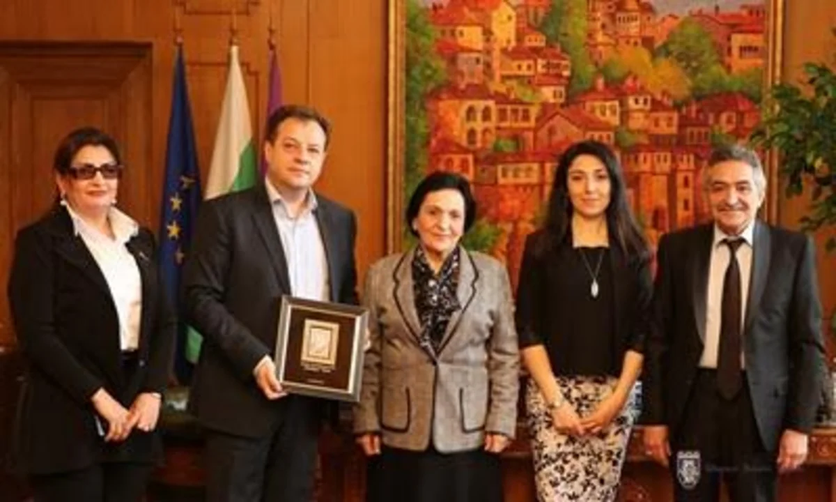 Nurlana Əliyeva Bolqarıstanın Veliko Tırnovo şəhərinin meri ilə görüşüb