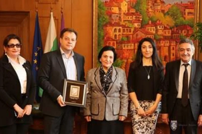 Nurlana Əliyeva Bolqarıstanın Veliko Tırnovo şəhərinin meri ilə görüşüb