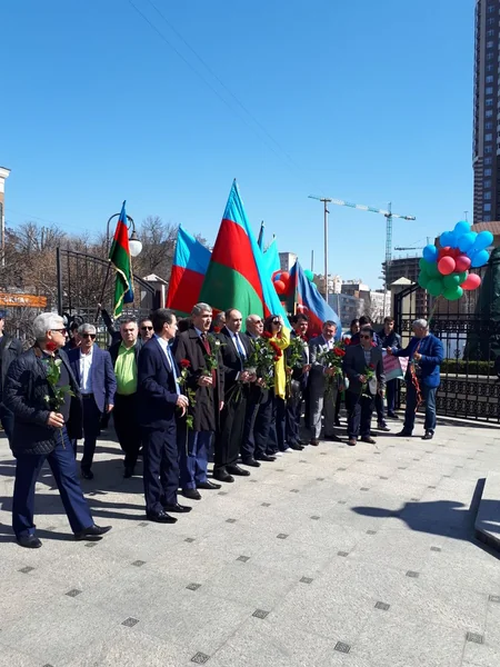 Azərbaycanlılar Kiyevdə həmrəylik aksiyası keçirib