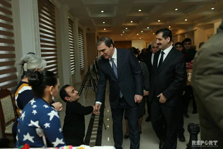 Gəncədə əlillərin əl işlərindən ibarət sərgi təşkil olunub