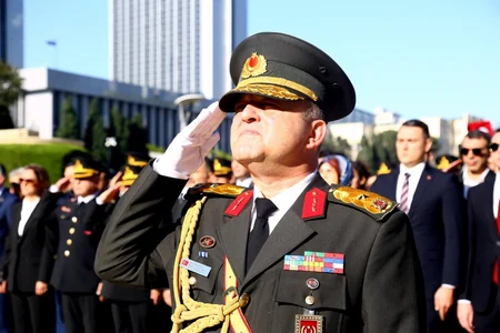 Türkiyə Respublikasının 100 illiyi münasibətilə Türk şəhidliyi abidəsi və Şəhidlər xiyabanı ziyarət olunub