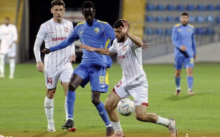 “Kəpəz” qış fasiləsində 2 futbolçu transfer etmək istəyir