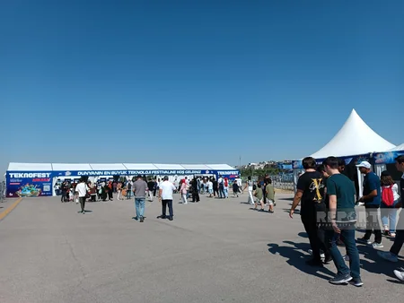 В Анкаре впервые проходит аэрокосмический и технологический фестиваль TEKNOFEST