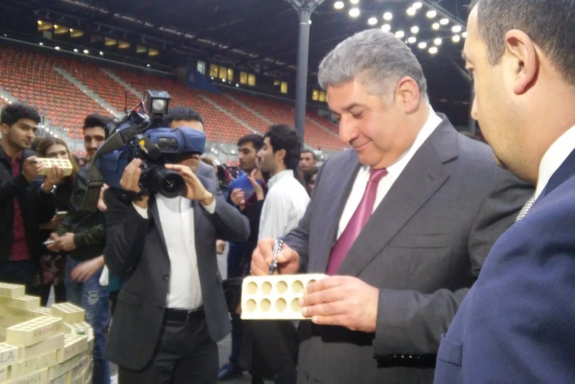 ​Könüllülərin bayram tədbiri keçirilib