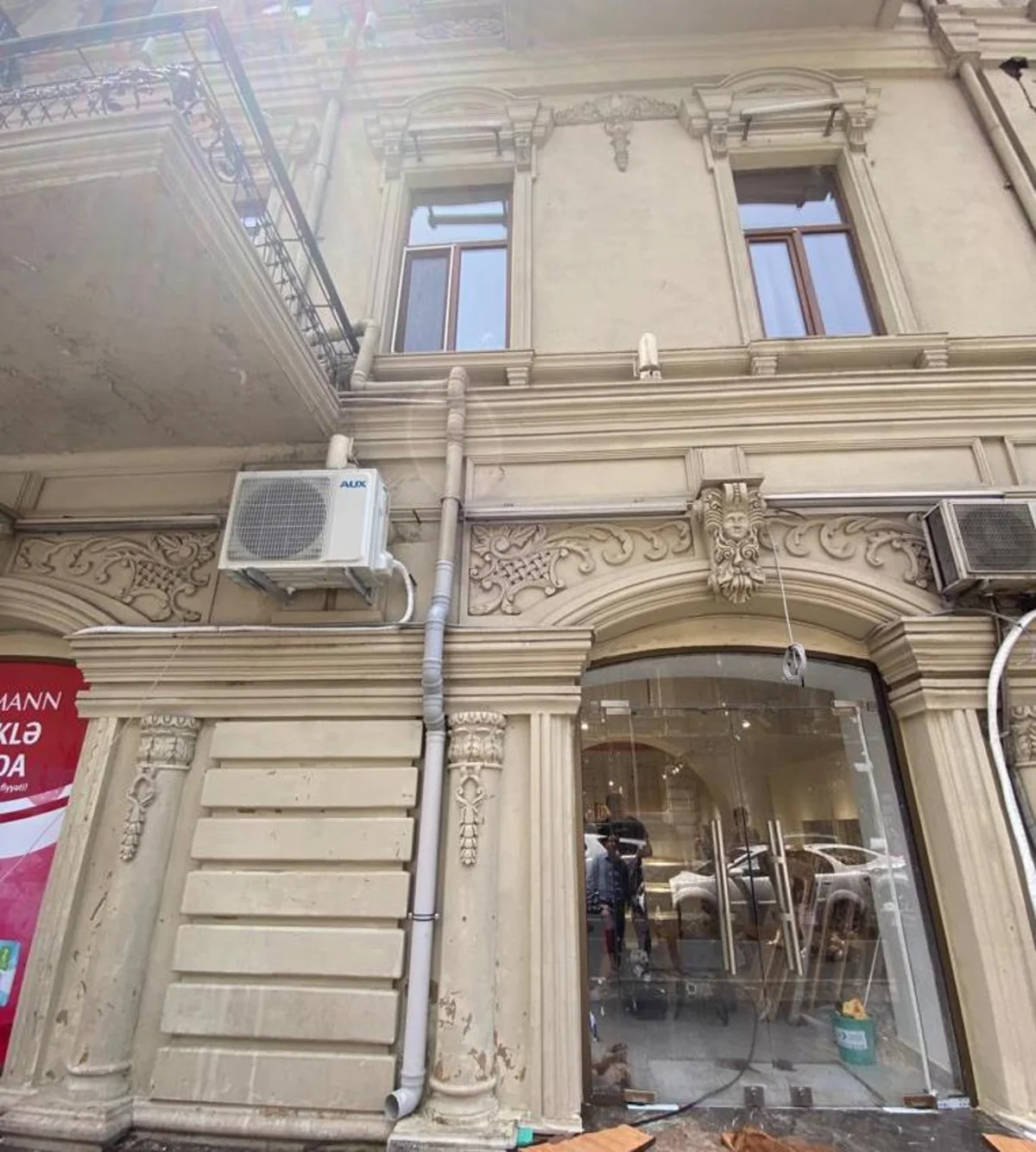Bakıda tarixi abidəyə edilən müdaxilənin qarşısı alınıb