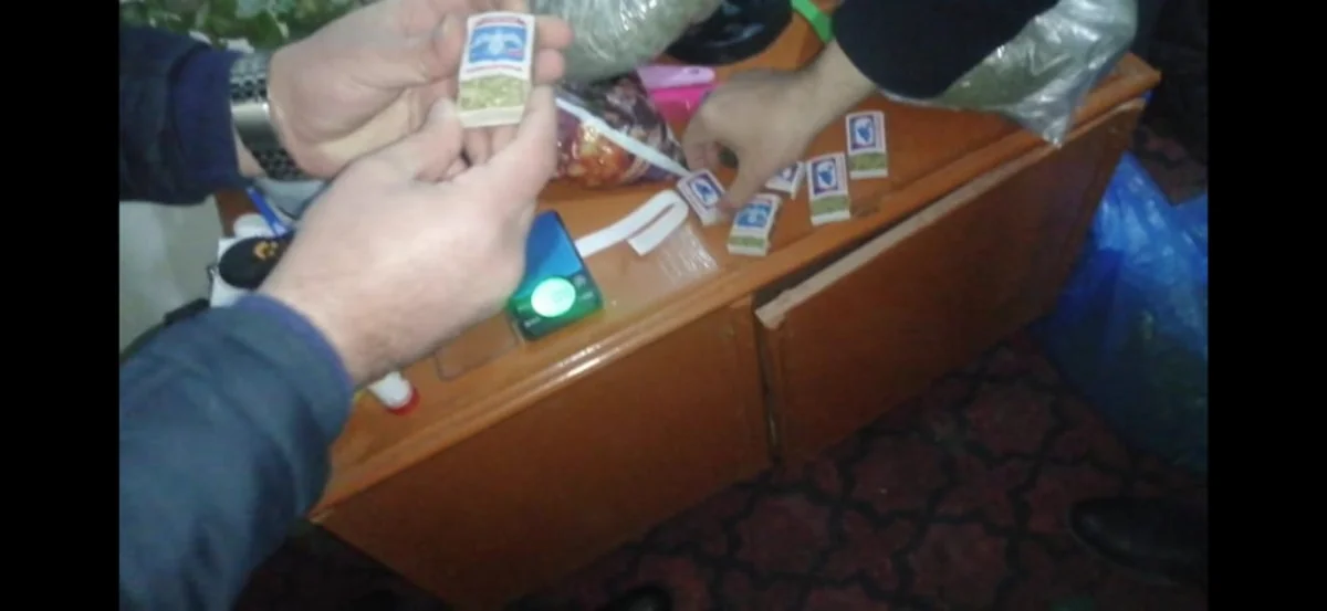 Bərdə polisi əməliyyat keçirdi, 3 kq-dan artıq narkotik götürüldü